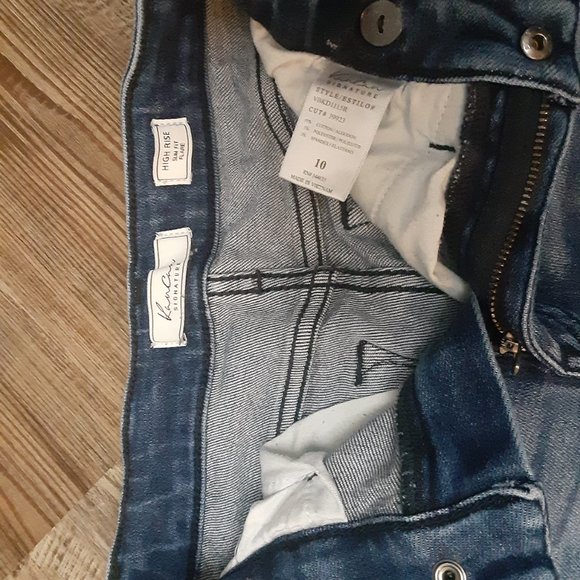 RanCan  Signature Jeans - Picture 3 of 3